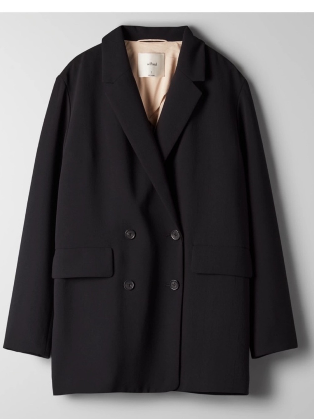Aritzia Wilfred Cherrelle Black Double Breasted Blazer Jacket. Size Medium.